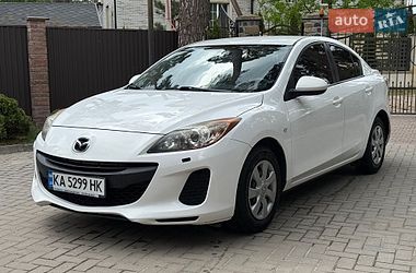 Седан Mazda 3 2011 в Львові