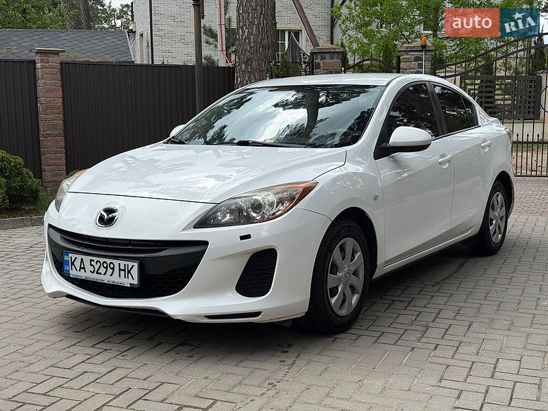 Седан Mazda 3 2011 в Львові