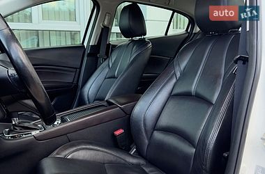 Седан Mazda 3 2018 в Одесі