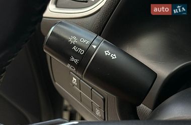 Седан Mazda 3 2018 в Одесі