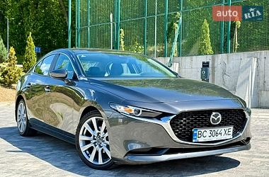 Седан Mazda 3 2023 в Львові