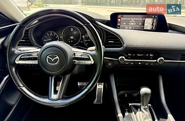 Седан Mazda 3 2023 в Львові
