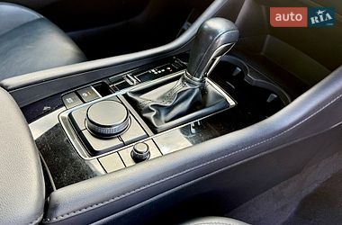 Седан Mazda 3 2023 в Львові