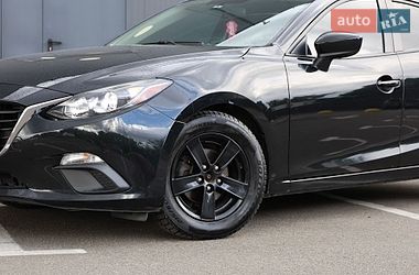 Седан Mazda 3 2014 в Киеве