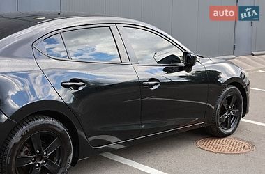Седан Mazda 3 2014 в Киеве