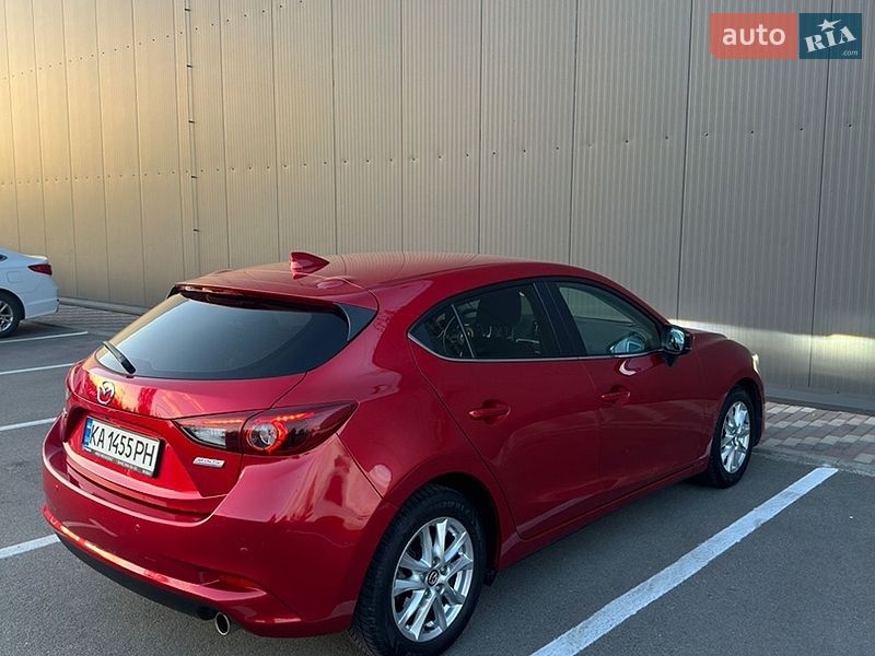 Хетчбек Mazda 3 2017 в Києві
