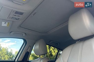 Седан Mazda 3 2017 в Ужгороді