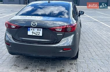 Седан Mazda 3 2017 в Кривому Розі