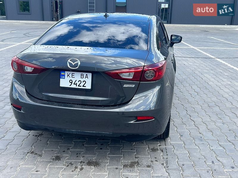 Седан Mazda 3 2017 в Кривому Розі