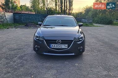 Седан Mazda 3 2015 в Полтаве