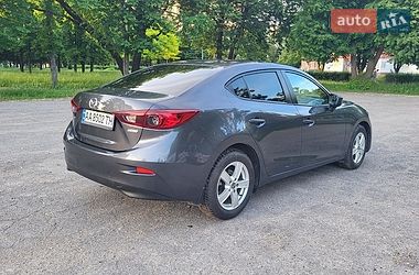 Седан Mazda 3 2015 в Полтаве