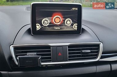 Седан Mazda 3 2015 в Полтаве
