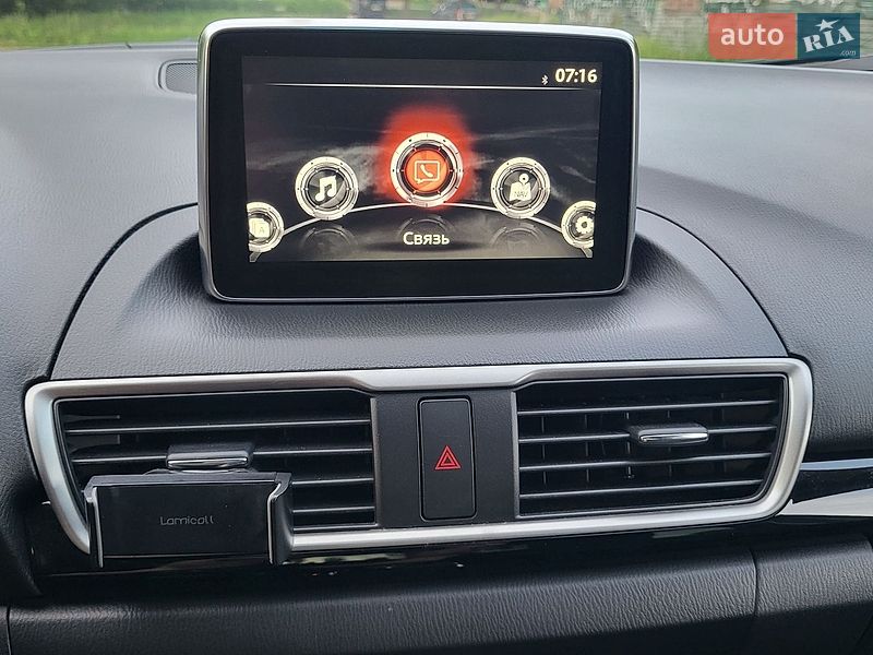 Седан Mazda 3 2015 в Полтаве