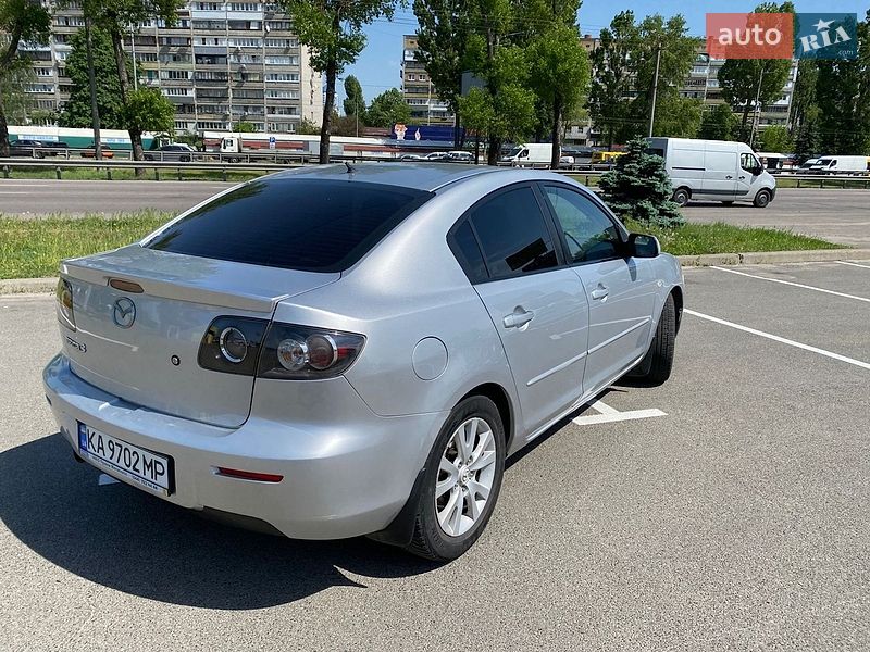 Седан Mazda 3 2007 в Києві