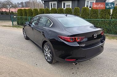Седан Mazda 3 2022 в Львові