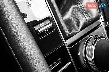 Седан Mazda 3 2020 в Киеве
