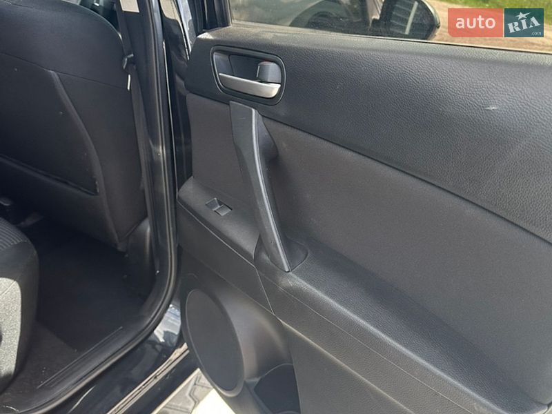 Хэтчбек Mazda 3 2013 в Ровно