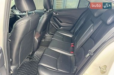 Седан Mazda 3 2018 в Києві