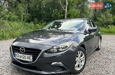 Седан Mazda 3 2016 в Києві