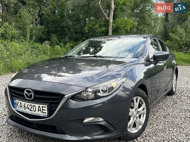 Седан Mazda 3 2016 в Києві