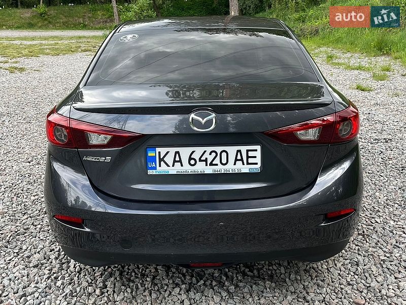 Седан Mazda 3 2016 в Києві