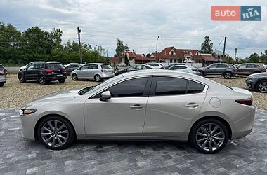 Седан Mazda 3 2024 в Коломые