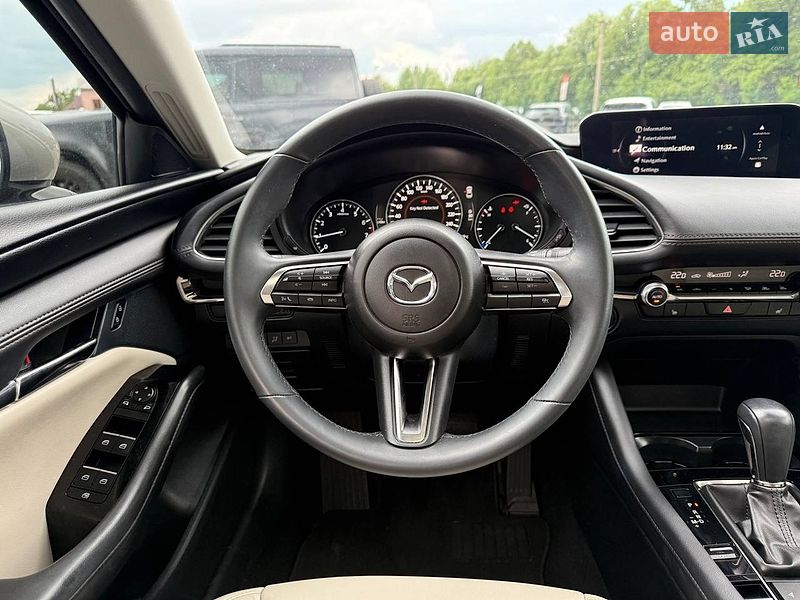 Седан Mazda 3 2024 в Коломые