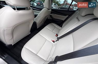 Седан Mazda 3 2024 в Коломые