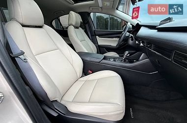 Седан Mazda 3 2024 в Коломые