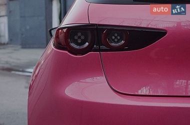 Хетчбек Mazda 3 2019 в Києві фото 6 Хетчбек Mazda 3 2019 в Києві