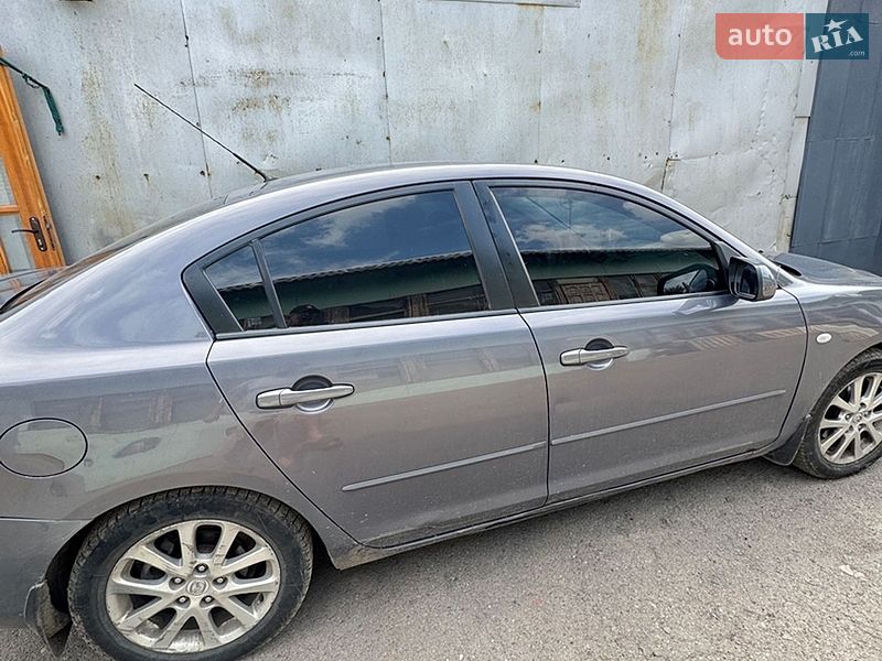 Седан Mazda 3 2009 в Львове