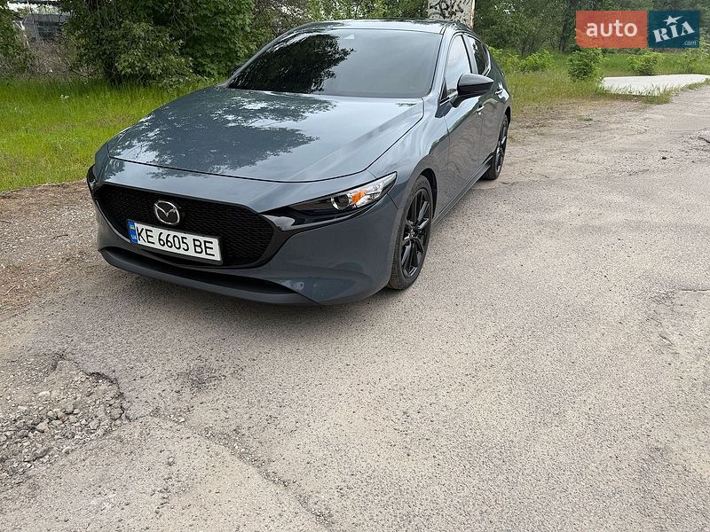 Хэтчбек Mazda 3 2022 в Днепре