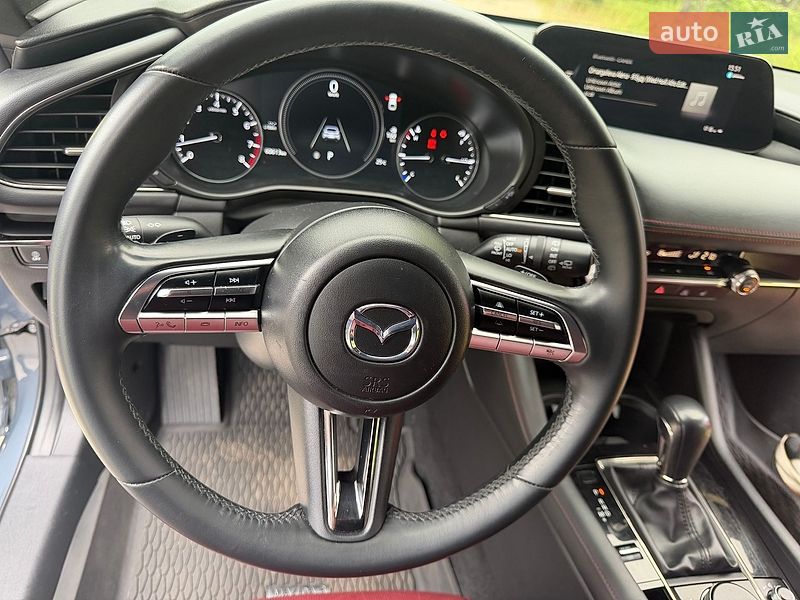 Хэтчбек Mazda 3 2022 в Днепре