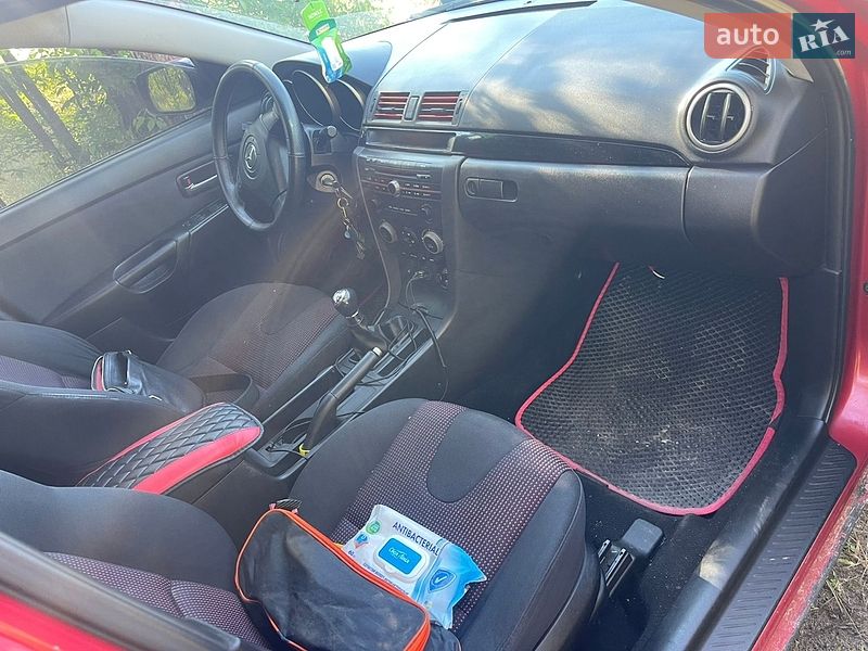 Седан Mazda 3 2006 в Запоріжжі