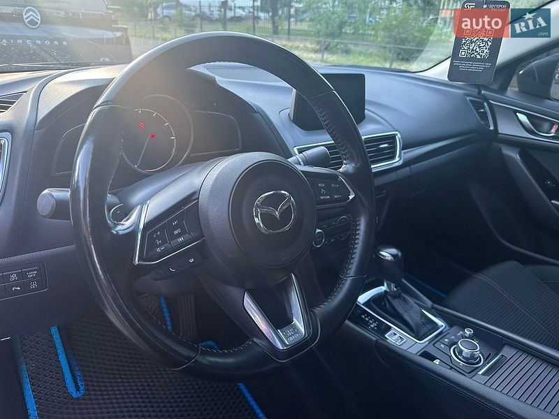 Седан Mazda 3 2018 в Киеве фото 10 Седан Mazda 3 2018 в Киеве