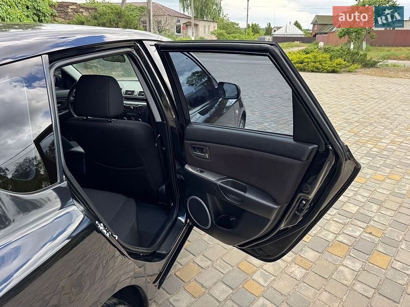 Хэтчбек Mazda 3 2007 в Харькове