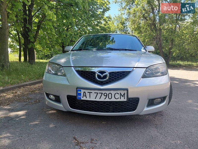 Седан Mazda 3 2008 в Жовтих Водах