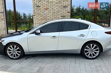 Седан Mazda 3 2019 в Луцьку