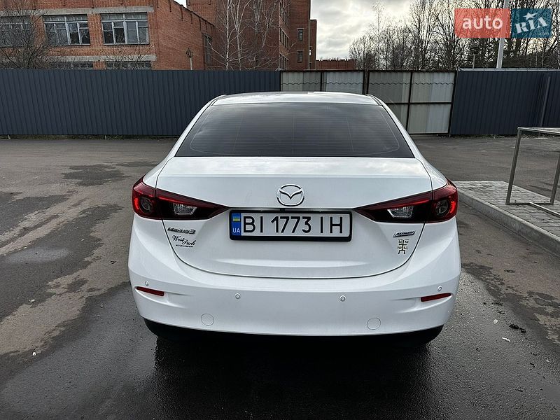 Седан Mazda 3 2017 в Полтаве