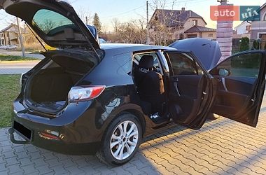 Хэтчбек Mazda 3 2010 в Коломые