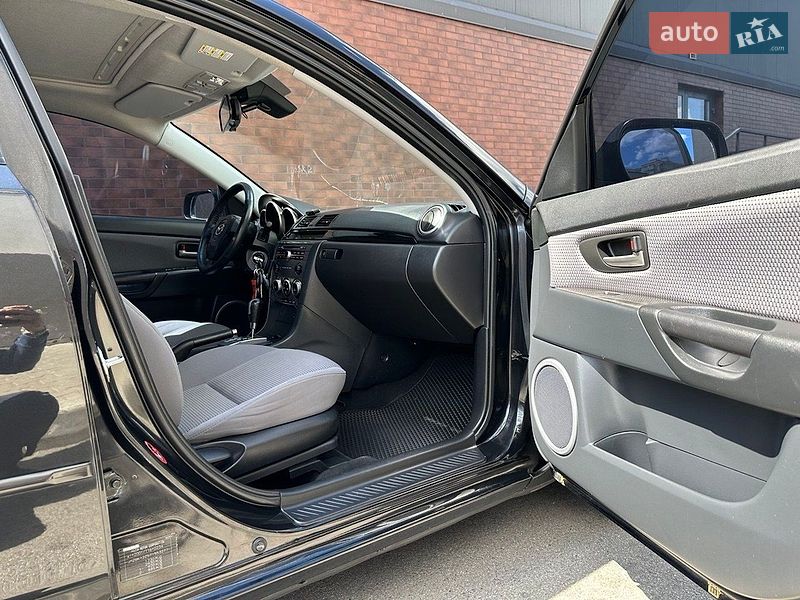 Седан Mazda 3 2007 в Киеве