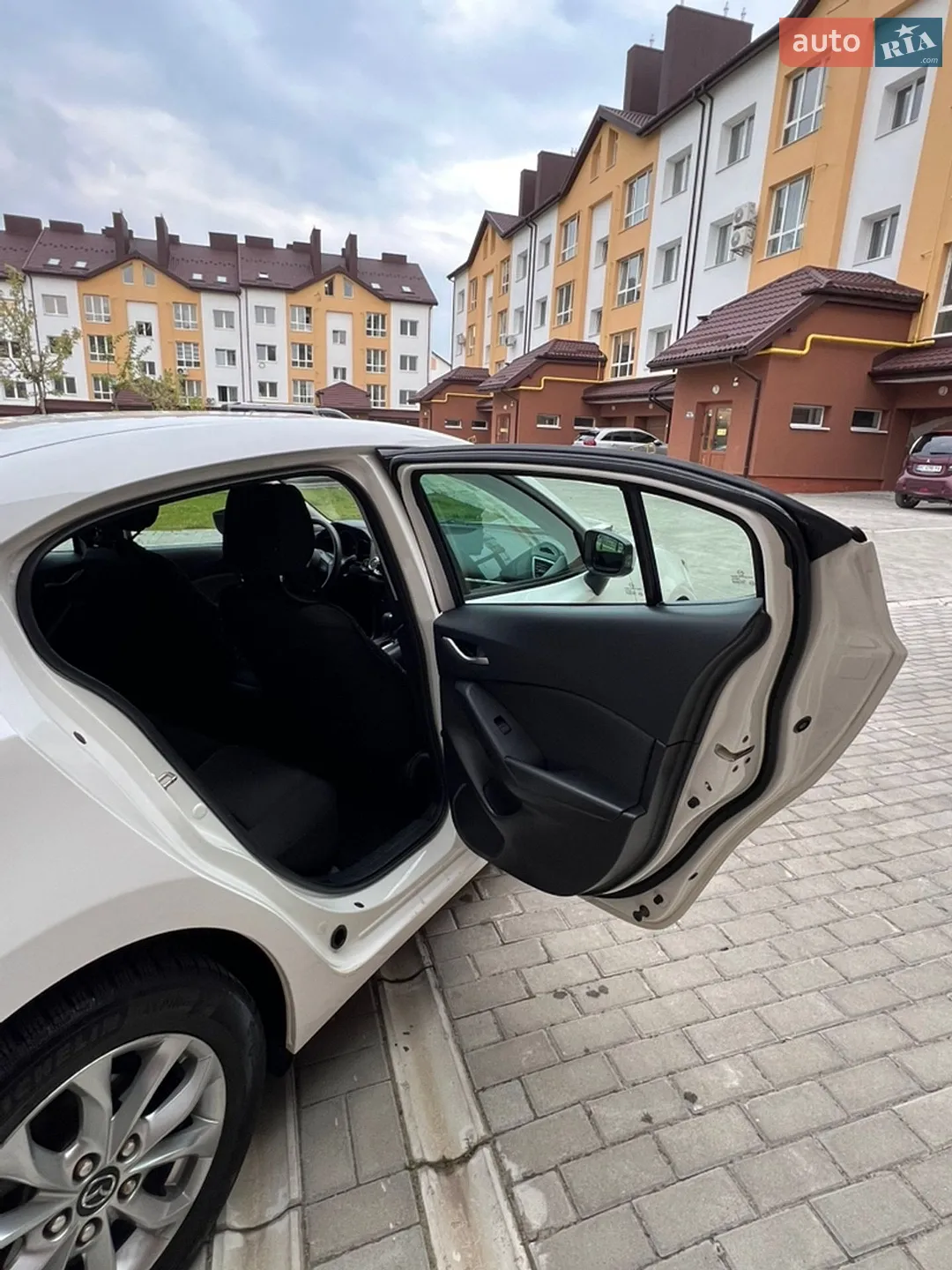 2017 Mazda 3 - мініатюра 17