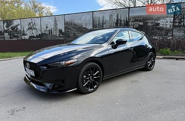 Хэтчбек Mazda 3 2023 в Киеве