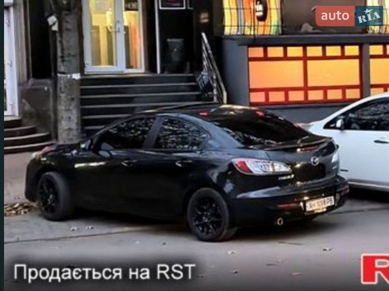 Седан Mazda 3 2013 в Каменском