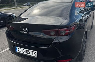Седан Mazda 3 2018 в Днепре