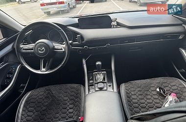 Седан Mazda 3 2018 в Днепре