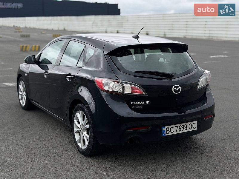 Хэтчбек Mazda 3 2009 в Львове