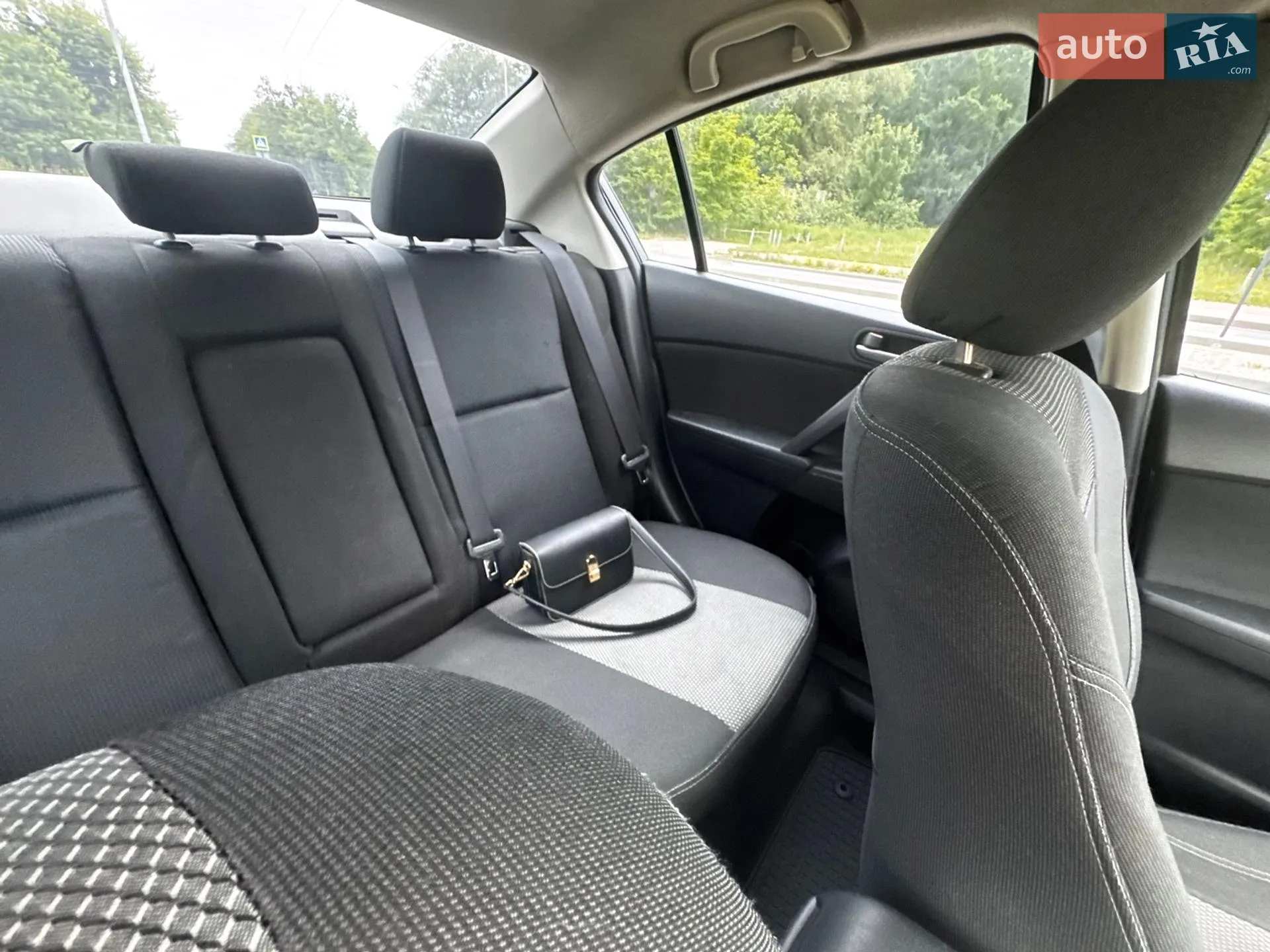 2010 Mazda 3 - мініатюра 24