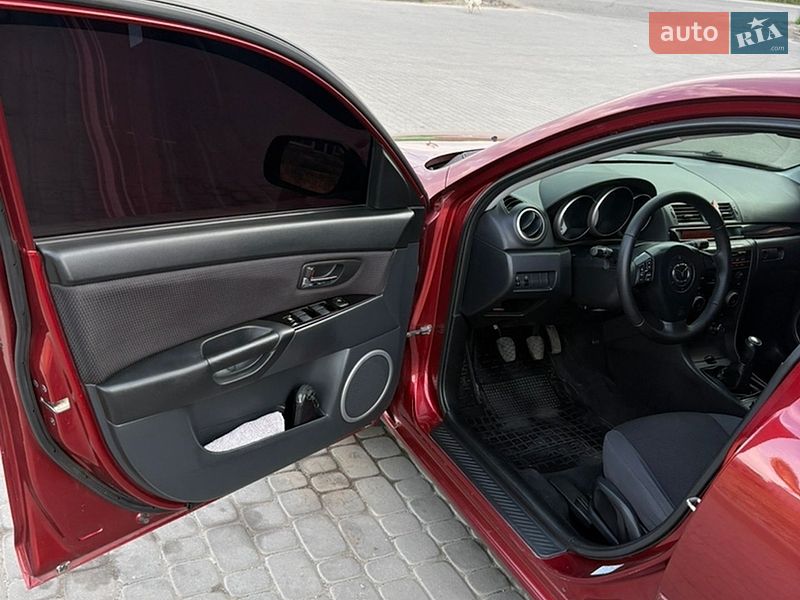 Хэтчбек Mazda 3 2009 в Павлограде