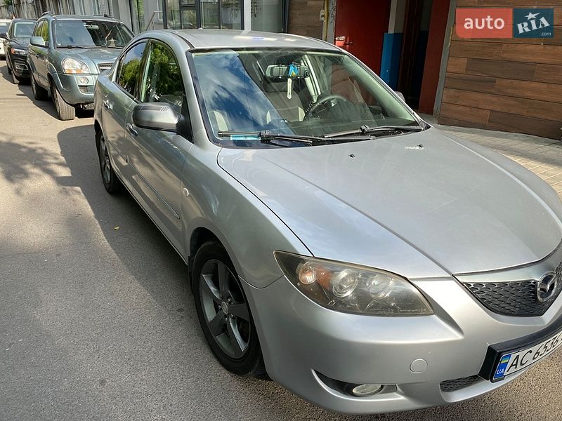 Седан Mazda 3 2005 в Луцьку